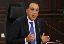 رئيس الوزراء يعود إلى القاهرة بعد زيارة رسمية إلى لبنان