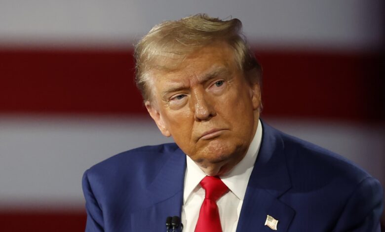 ترامب يعقد إجتماعاً غدا السبت عبر الإنترنت مع زيلينسكي وقادة الاتحاد الأوروبي.