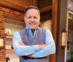 نقابة الممثلين تطمئن على صحة إدوارد