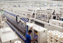 الدولة تنفي بيع مصانع الغزل والنسيج وتؤكد تطويرها