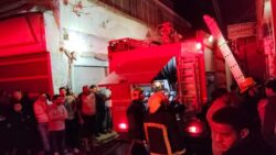 إخماد حريق مخزن أجهزة كهربائية في الوراق