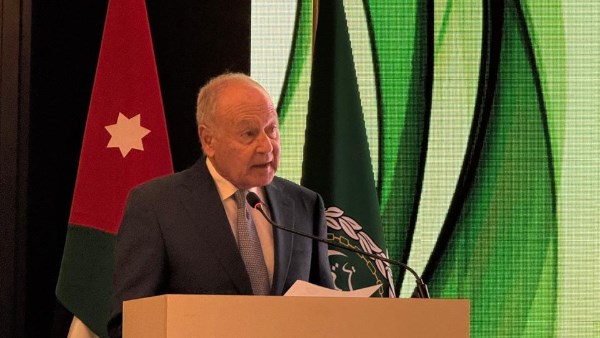 أبو الغيط: دعم صمود الفلسطينيين أولوية عربية وإنسانية