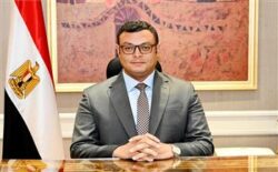 وزير الإسكان يتابع مشروعات سكن لكل المصريين بحدائق أكتوبر