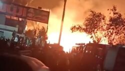 مدير أمن القاهرة يتفقد موقع حريق مخزن أخشاب بمؤسسة الزكاة