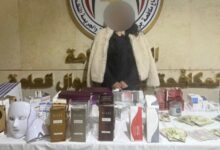 القبض على ليبية انتحلت صفة طبيبة تجميل بالشيخ زايد ونصبت على المواطنين