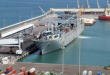 ميناء العريش البحري يعود للعمل بعد تحسن الأحوال الجوية