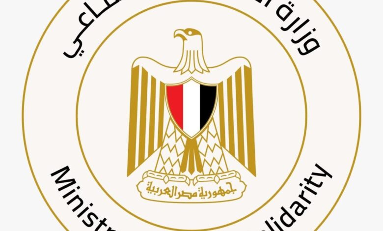 وزيرة التضامن الاجتماعي تتابع تداعيات حادث حريق سوق الخواجات بالمنصورة