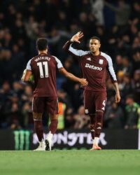 أستون ڤيلا يعود بريمونتادا امام برايتون في الدوري الإنجليزي