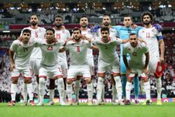 بعشرة لاعبين.. منتخب تونس يودع البطولة رغم الفوز على قطر في كأس العرب