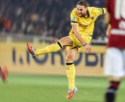 ميلان يقلب تأخره ويفوز على تورينو بريمونتادا في الدوري الإيطالي