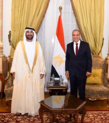 وزير الخارجية يستقبل رئيس البرلمان العربي.