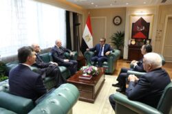 وزير الصحة يبحث تعزيز التعاون الاستثماري مع شركتي"إيني" الإيطالية و "سان دوناتو" في القطاع الصحي