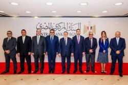 محافظ البنك المركزي ووزير الصحه يشهدان توقيع تجديد بروتوكول تعاون مع صندوق مواجهة الطوارئ الطبية.