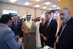 تكريم هيئة الشراء الموحد المصرية في «المنامة هيلث» لدعم التعاون الطبي العربي.