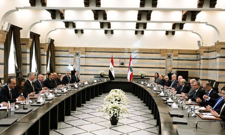 مصر ولبنان يترأسان جلسة مباحثات موسّعة لبحث سُبل تعزيز التعاون في المجالات المختلفه