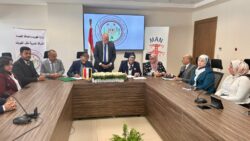 المصرية لنقل الكهرباء توقع عقدًا جديدًا لدعم ربط مشروعات طاقة الرياح بالشبكة القومية