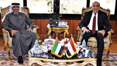 وزير الطيران المدني يستقبل سفير دولة الإمارات بالقاهرة لبحث أوجه التعاون المشترك بين الجانبين.
