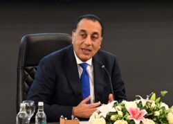 رئيس الوزراء يلتقي الملحقين العسكريين المرشحين للعمل بالخارج. 