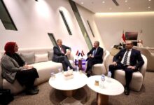 وزير السياحة يبحث مع سفير هولندا بالقاهرة سبل تعزيز التعاون المشترك في مجالي السياحة.