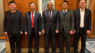 وزير الكهرباء يبحث مع مجموعة شركات صاني الصينية التعاون في مجالات الطاقة المتجددة.