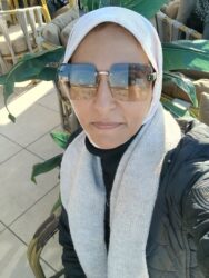 في مواساة الألم… لماذا يفوز الحنون لا النصوح؟ 