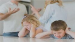 أخطاء الآباء يتوارثها الأبناء بل تعد إرثٌ ثقيل تتوارثه البنات قبل الأبناء. 