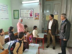 وكيل وزارة التربية والتعليم بالغربية يتابع سير العملية التعليمية بإدارة شرق طنطا