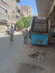 إستمرار جهود قطاع النظافة العامة بالمجالس القروية فى رفع المخلفات والتراكمات بمختلف القرى والنجوع التابعة لها بمركز طهطا