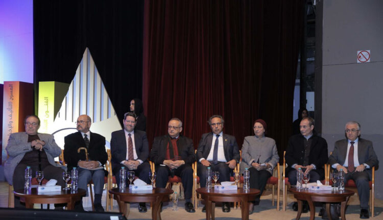 الدكتور أحمد زايد يسلّم جوائز مكتبة الإسكندرية للمبدعين الشباب لعام 2025