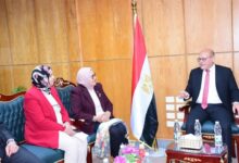 رئيس جامعة سوهاج يستقبل لجنة قطاع التمريض بالاعلي للجامعات