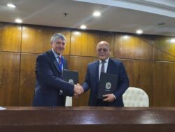 شراكة دولية جديدة وتوقيع بروتوكول بين جامعة سوهاج وجامعة أورال الفيدرالية الروسية.