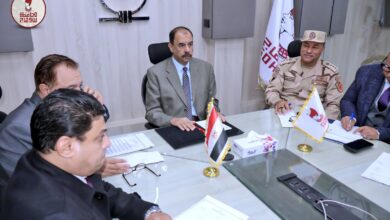 غرفة العمليات الرئيسية بسوهاج تتابع سير انتخابات مجلس النواب