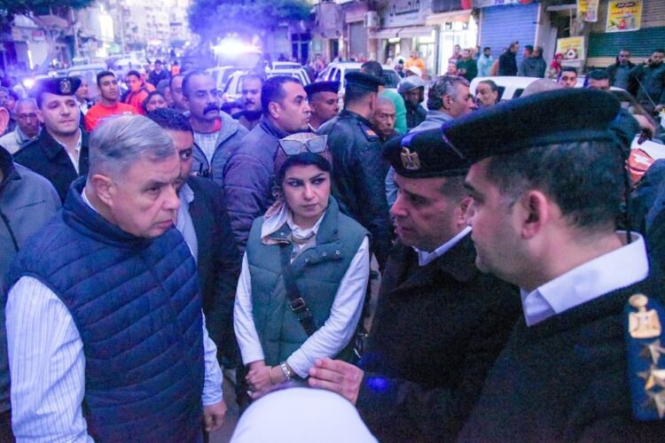 محافظ الإسكندرية  جولة ميدانية مكبرة بمنطقة باكوس وشارع سينما ليلى بحي شرق