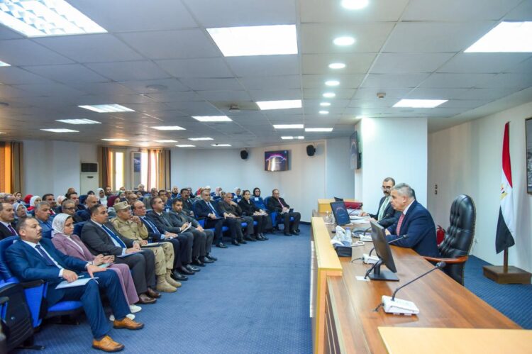 محافظ الإسكندرية يترأس جلسة المجلس التنفيذي لمناقشة حصاد عام 2025