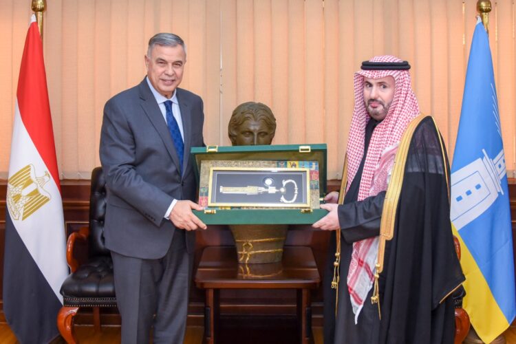 محافظ الإسكندرية يستقبل القنصل العام للمملكة العربية السعودية
