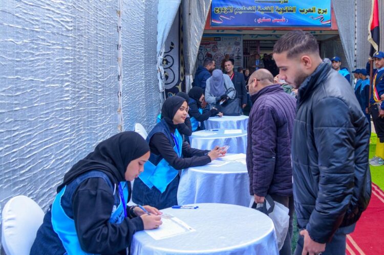 محافظ الإسكندرية يطلق الملتقى التوظيفي لخريجي المدارس الفنية