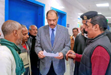 محافظ سوهاج يتفقد مستوى الخدمات المقدمة للمواطنين والوضع العام بالشارع