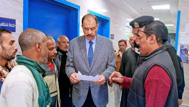 محافظ سوهاج يتفقد مستوى الخدمات المقدمة للمواطنين والوضع العام بالشارع