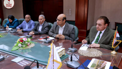 محافظ سوهاج يعقد اجتماعًا لبحث آليات تنفيذ المرحلة الثالثة من توسعة الكورنيش الغربي