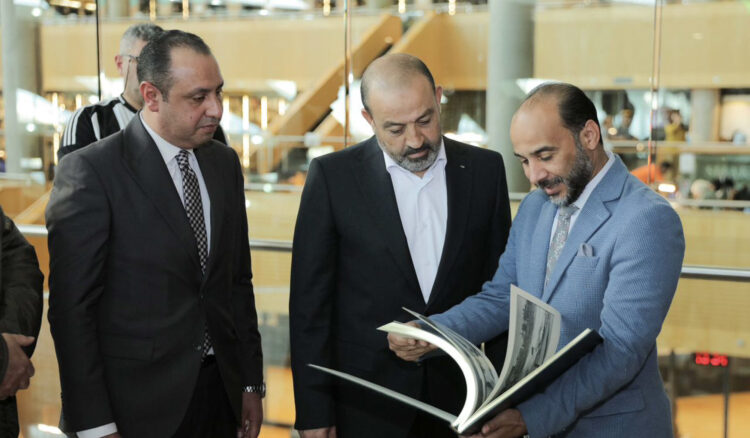 مكتبة الإسكندرية تستقبل النائب العام الفلسطيني في زيارة