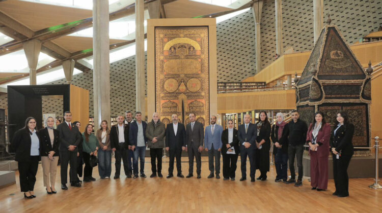 مكتبة الإسكندرية تستقبل النائب العام الفلسطيني في زيارة