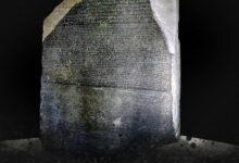 مكتبة الإسكندرية تطلق فيلماً وثائقياً عن حجر رشيد مفتاح الحضارة ضمن مشروع عارف