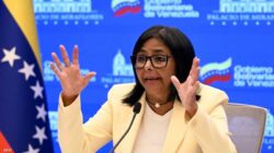 نائبة الرئيس الفنزويلي تعلن سقوط قتلى من المسؤولين والعسكريين والمدنيين الأبرياء