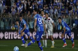 كومو يهزم لاتسيو بثلاثية بـ الدوري الإيطالي