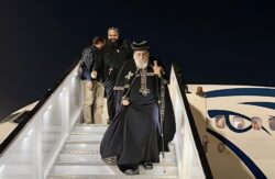 البابا تواضروس يشكر الله على سلامة العودة ويحذر من الإفراط في المسكنات