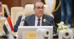 وزير الخارجية مصر تولي أهمية خاصة لدعم دور الاتحاد الإفريقي في ترسيخ السلم والأمن بالقارة