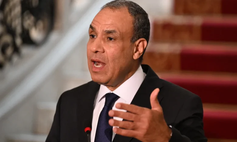 وزير الخارجية يؤكد موقف مصر الثابت للحفاظ على وحدة واستقرار ليبيا