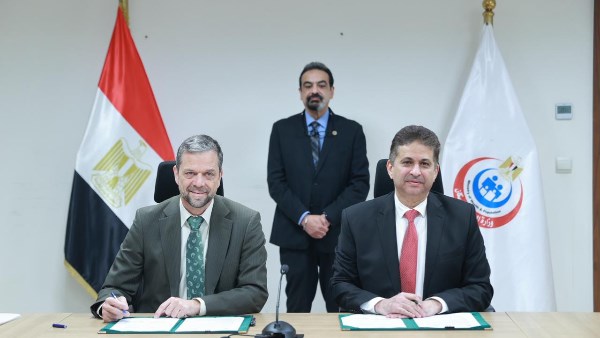 الصحة توقع بروتوكول تعاون مع مؤسسة CSAI الإسبانية لتطوير منظومة التبرع بالأعضاء