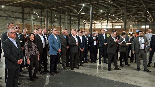 مدبولي يفتتح مصنع وامي فاشون ويؤكد دور المنسوجات في تعزيز الصادرات