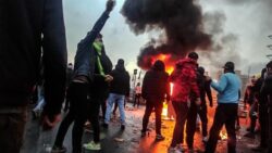 مقتل عنصرين من الحرس الثوري الإيراني في اضطرابات كرمانشاه